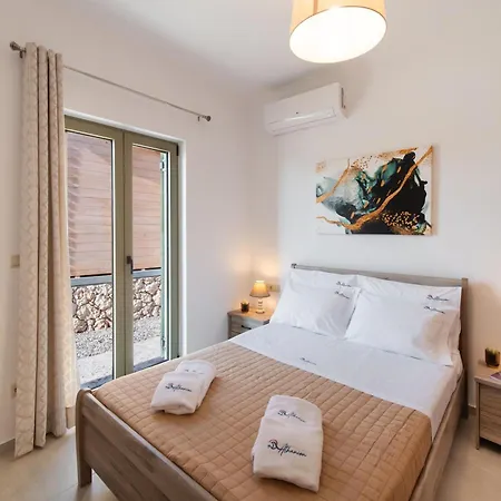 Semesterbostad Sunset House