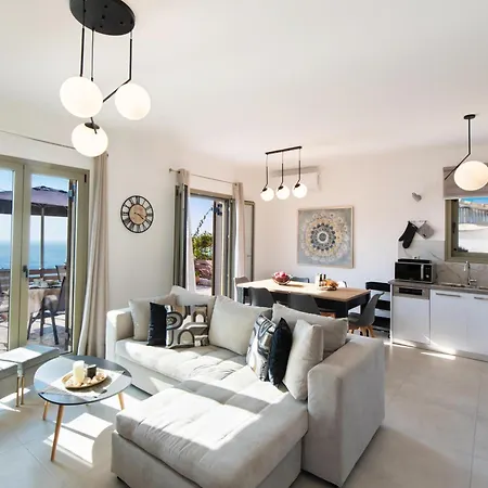 Sunset House Feriehus *